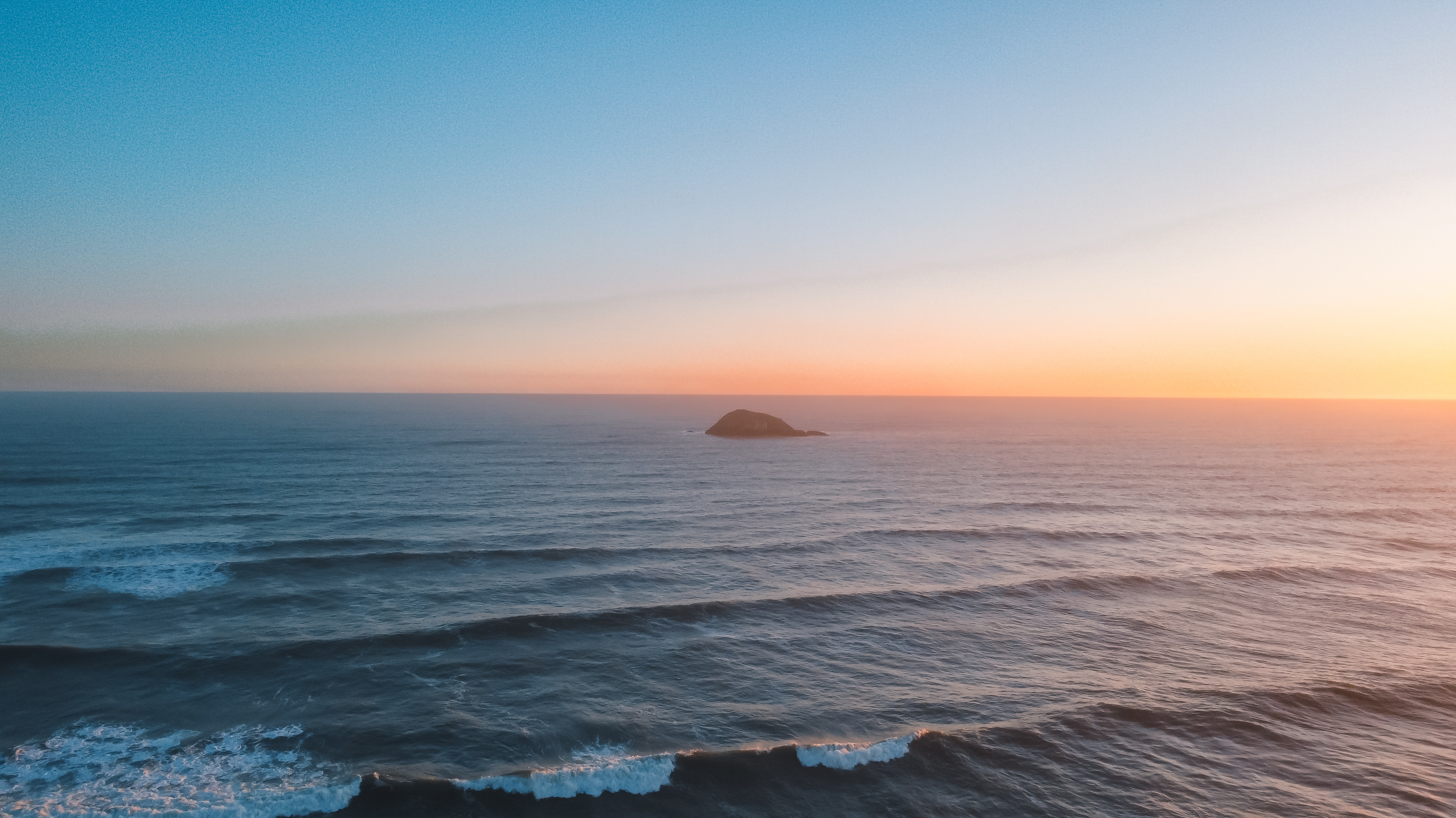 Muriwai Warm